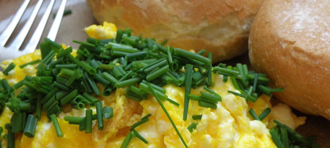 French-style Scrambled Eggs Recipe - Hello world Magazine