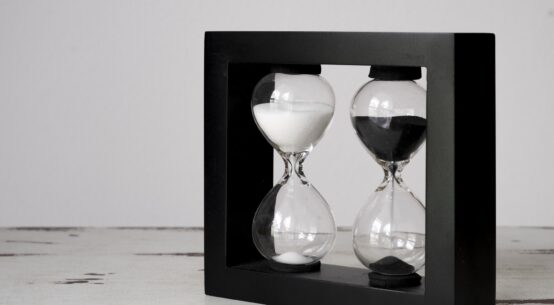 DIY Hourglass by Transparent Glass of Christmas Balls