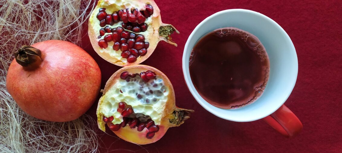 Homemade concentrated pomegranate juice recipe