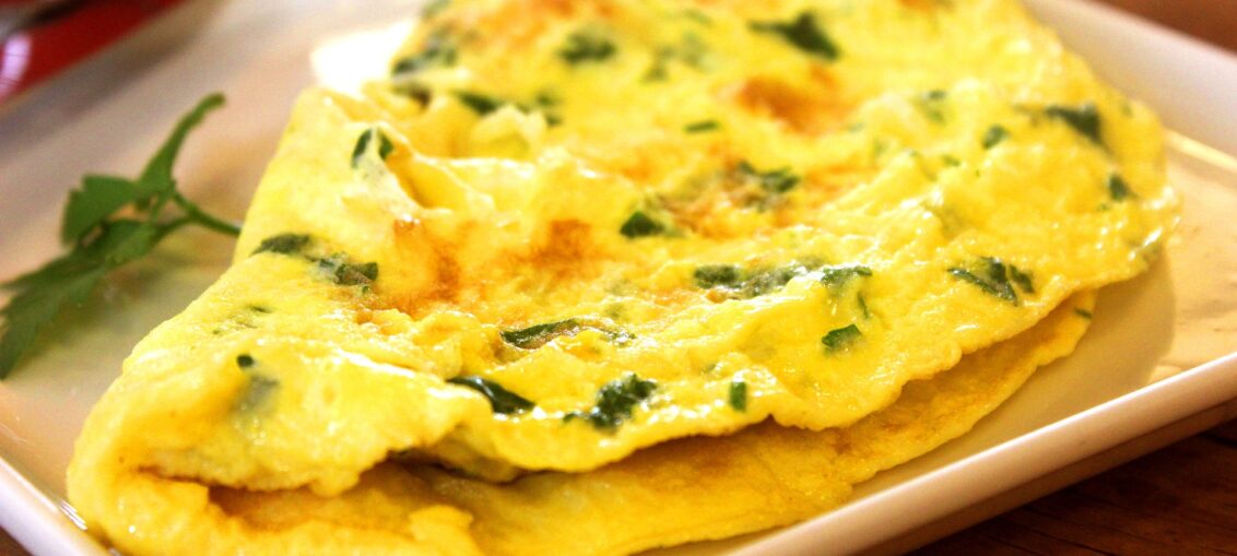 Egg Omelet Recipe with Parsley & Cheddar Cheese